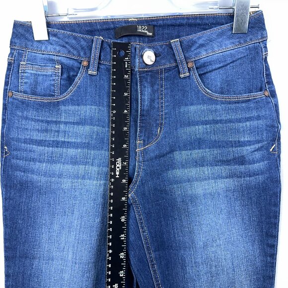 1882 Denim Capri Jeans Womens Size 6 Mid Rise Medium Wash Rolled Cuff Hem Blue - Picture 8 of 12